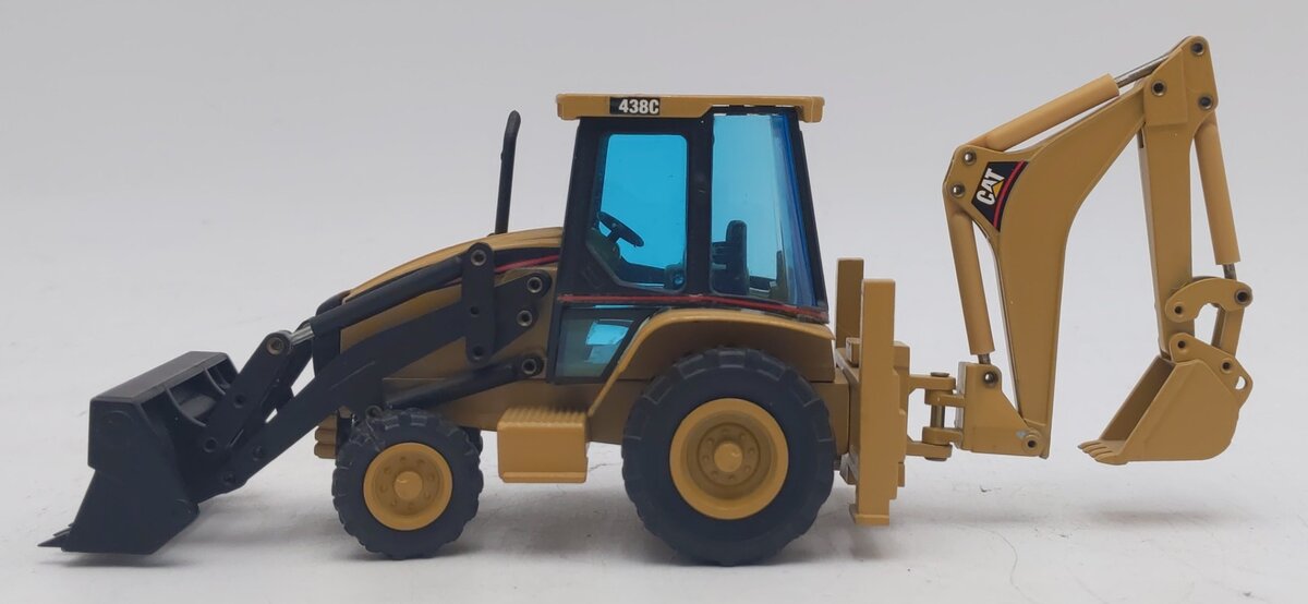 NZG 430 1:50 Caterpillar 438C Backhoe Loader EX/Box