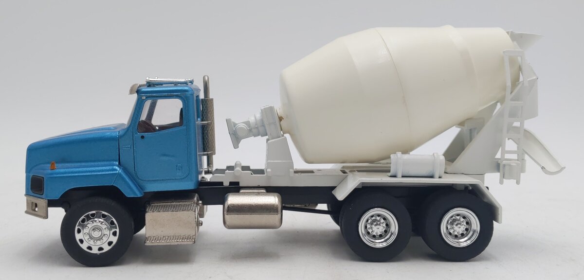 Conrad 1:50 Die-Cast Blue International 5600i Cement Truck EX