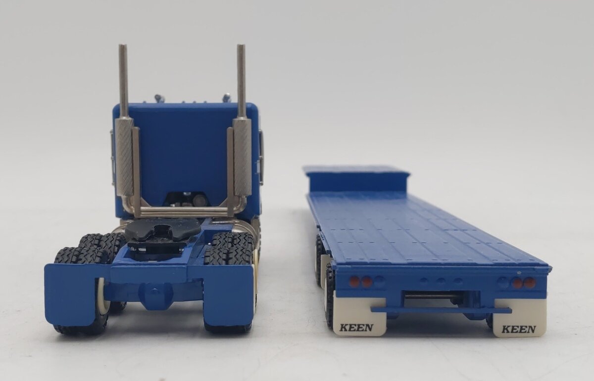 Conrad 3505/01 1:50 Scale Die-Cast Keen Freightliner Semi and Trailer EX