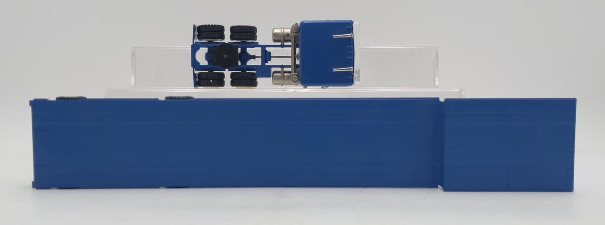 Conrad 3505/01 1:50 Scale Die-Cast Keen Freightliner Semi and Trailer EX