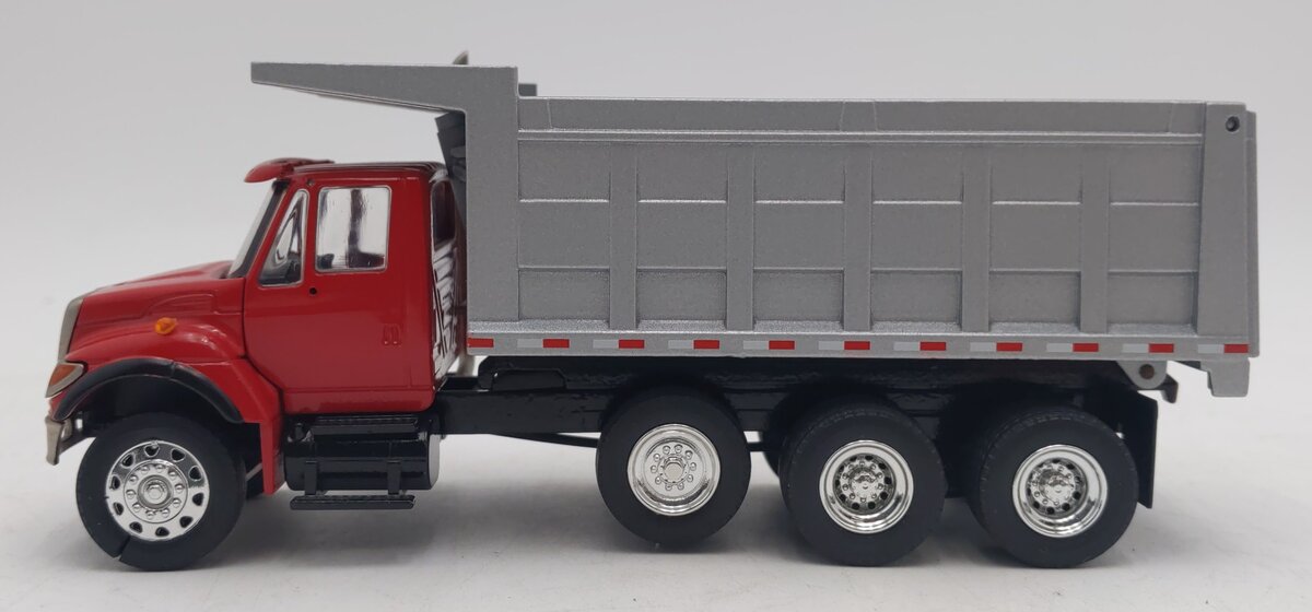 Conrad 1:50 Die-Cast Red International 7000i Dump Truck EX