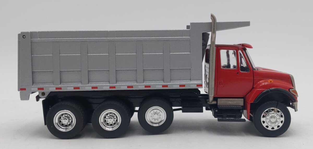 Conrad 1:50 Die-Cast Red International 7000i Dump Truck EX