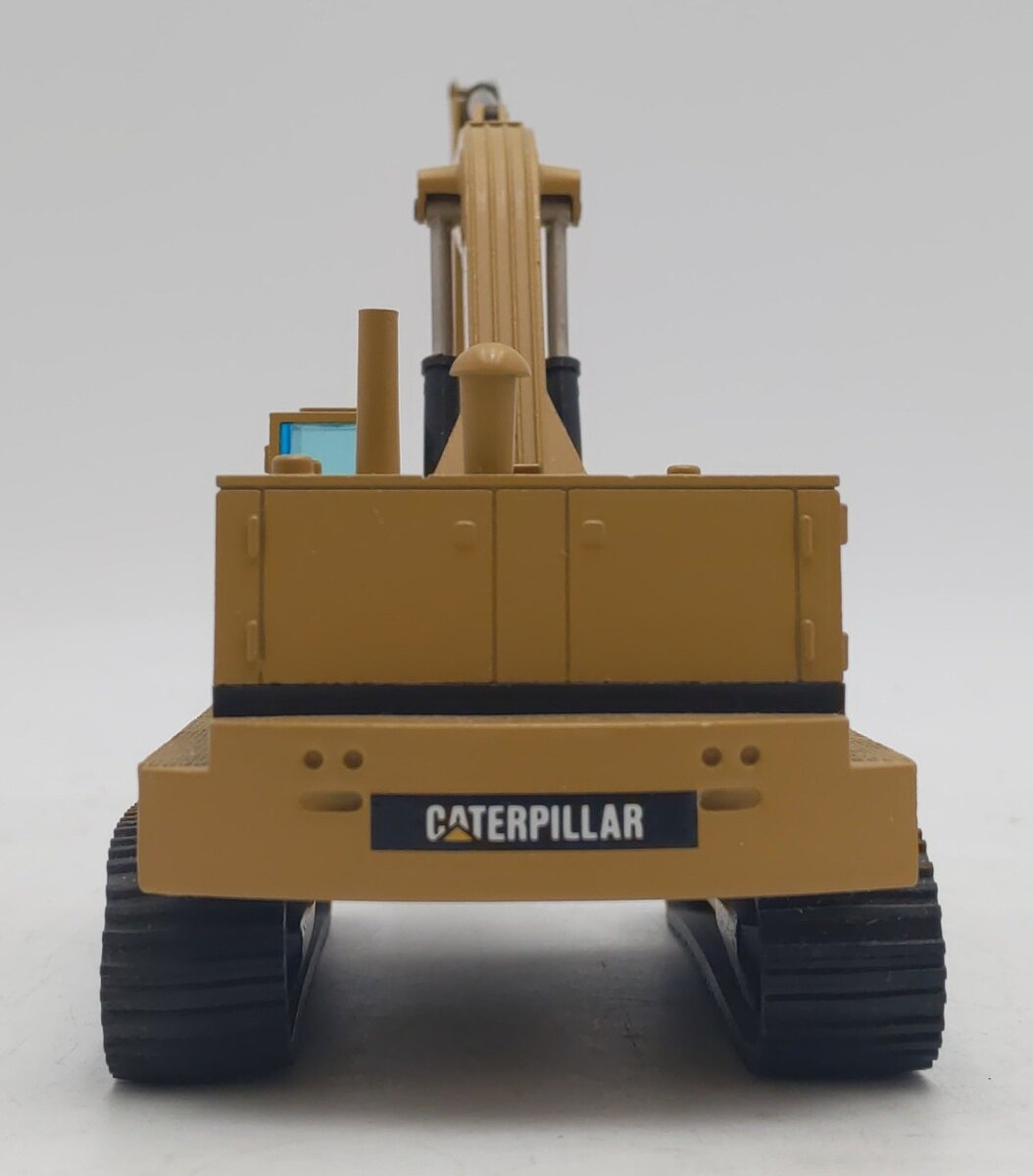 NZG 160 1:50 Caterpillar 245 Hydraulic Excavator EX/Box