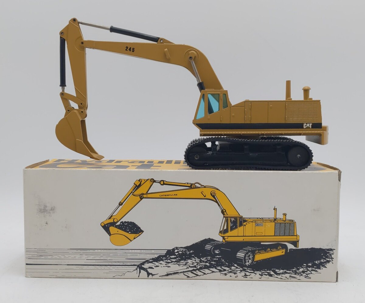 NZG 160 1:50 Caterpillar 245 Hydraulic Excavator EX/Box