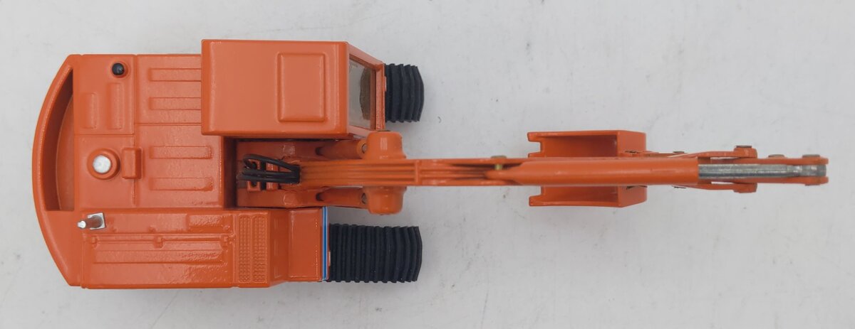 Conrad 1:50 Die-Cast Iowa Dresser 625E Excavator EX