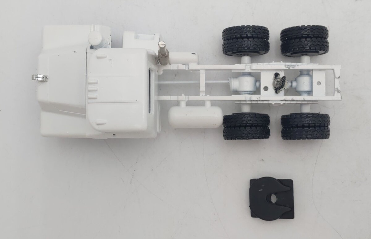 Conrad 1:50 Die-Cast Mack Truck with Cement Mixer Trailer