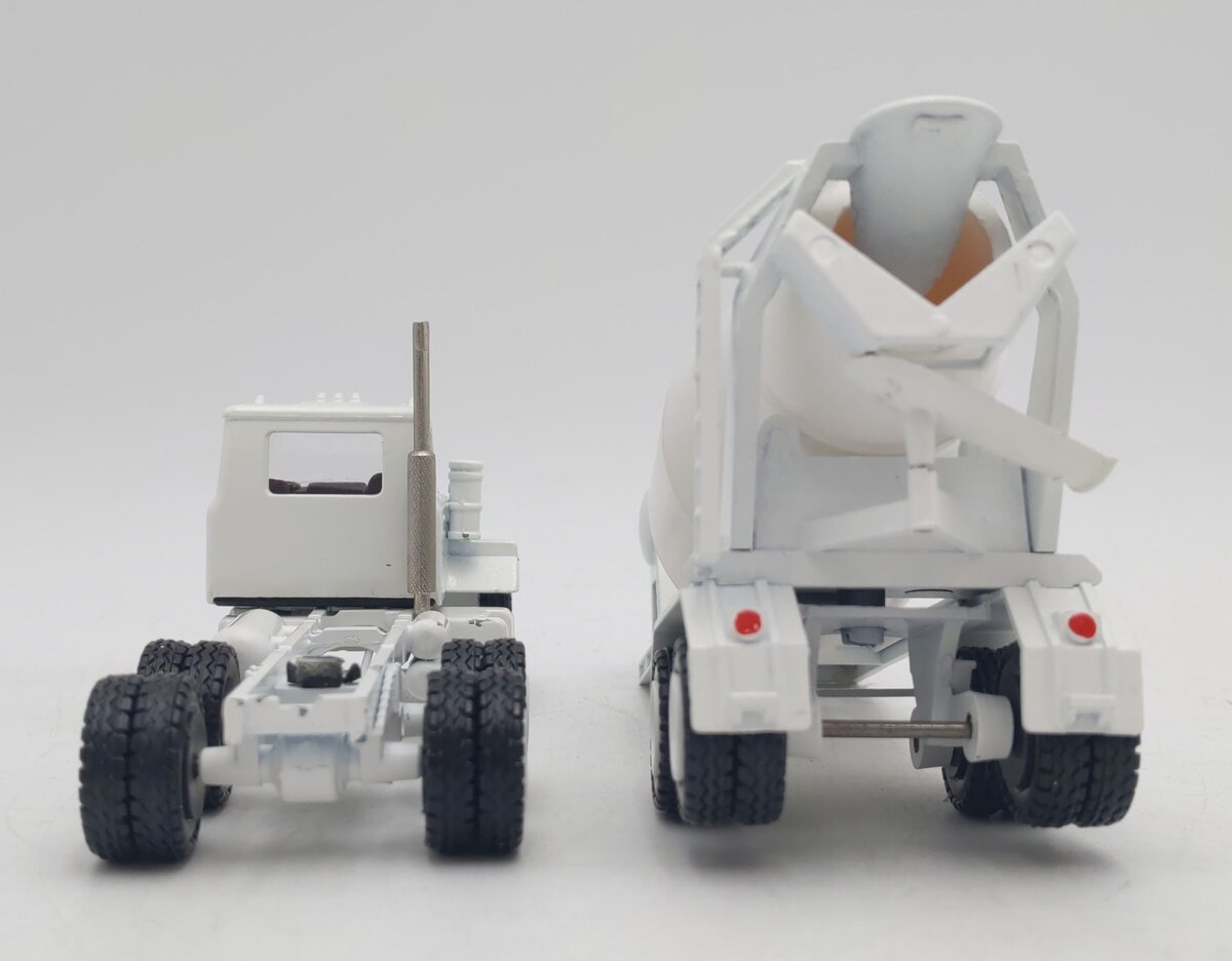 Conrad 1:50 Die-Cast Mack Truck with Cement Mixer Trailer