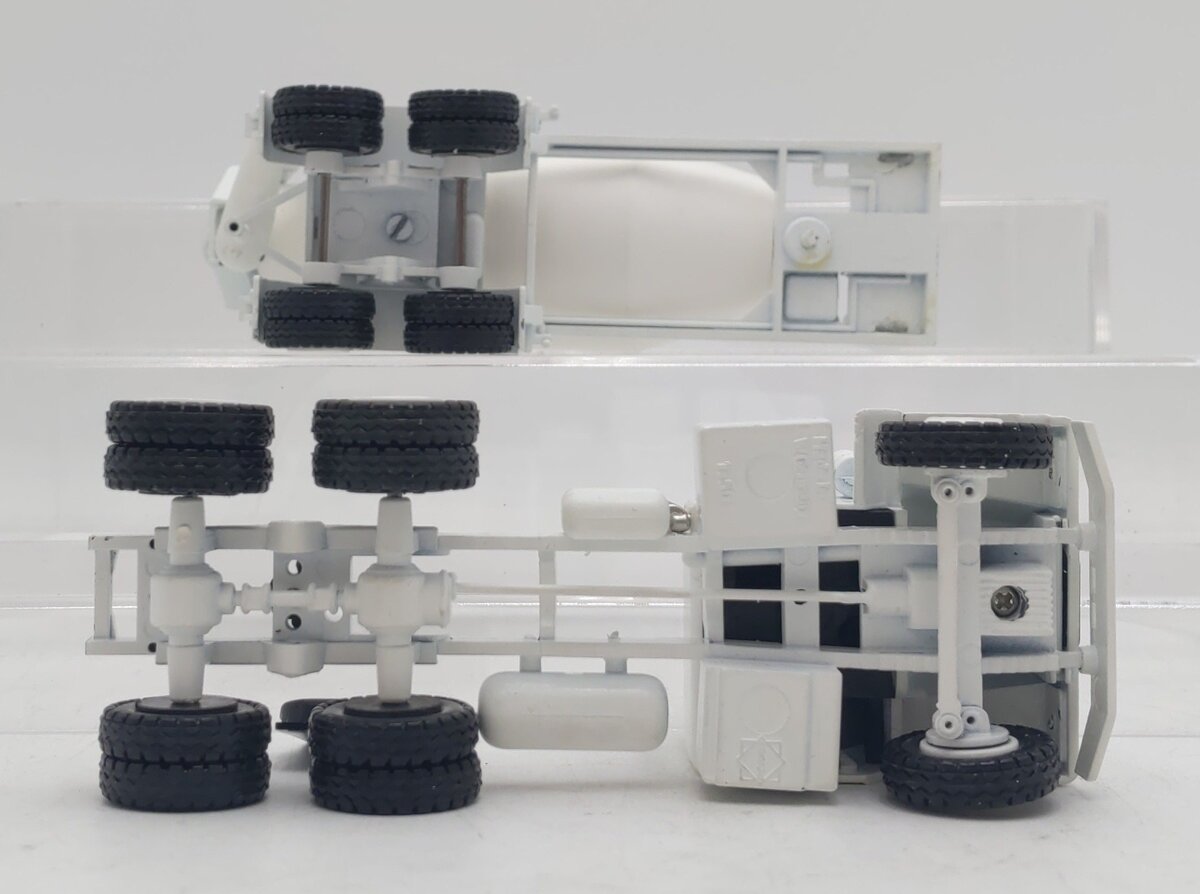 Conrad 1:50 Die-Cast Mack Truck with Cement Mixer Trailer