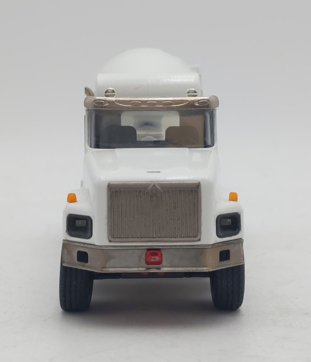 Conrad 1:50 Die-Cast International 5600 Mixer Truck VG