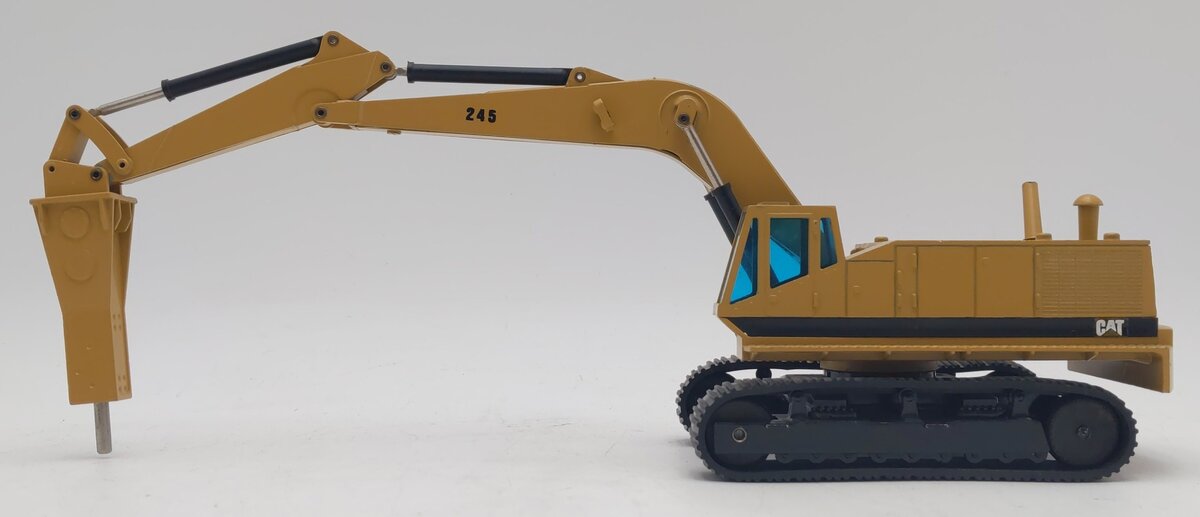 NZG 377 1:50 Scale Caterpillar 245 Excavator w/ Hydraulic Hammer VG/Box
