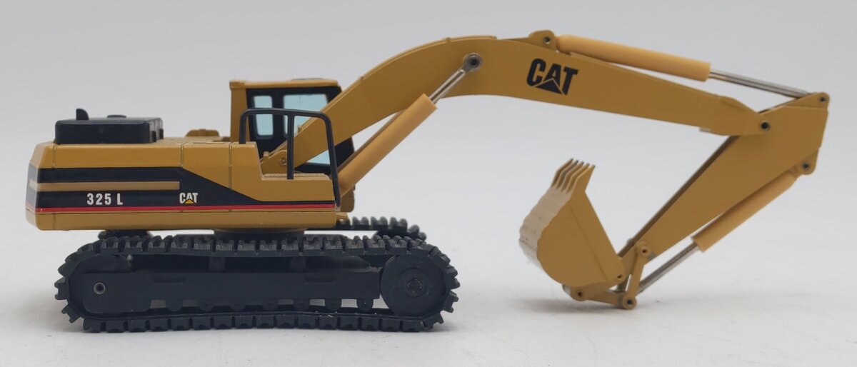 NZG 367 1:50 Scale Die-Cast Caterpillar 325 L Excavator EX/Box