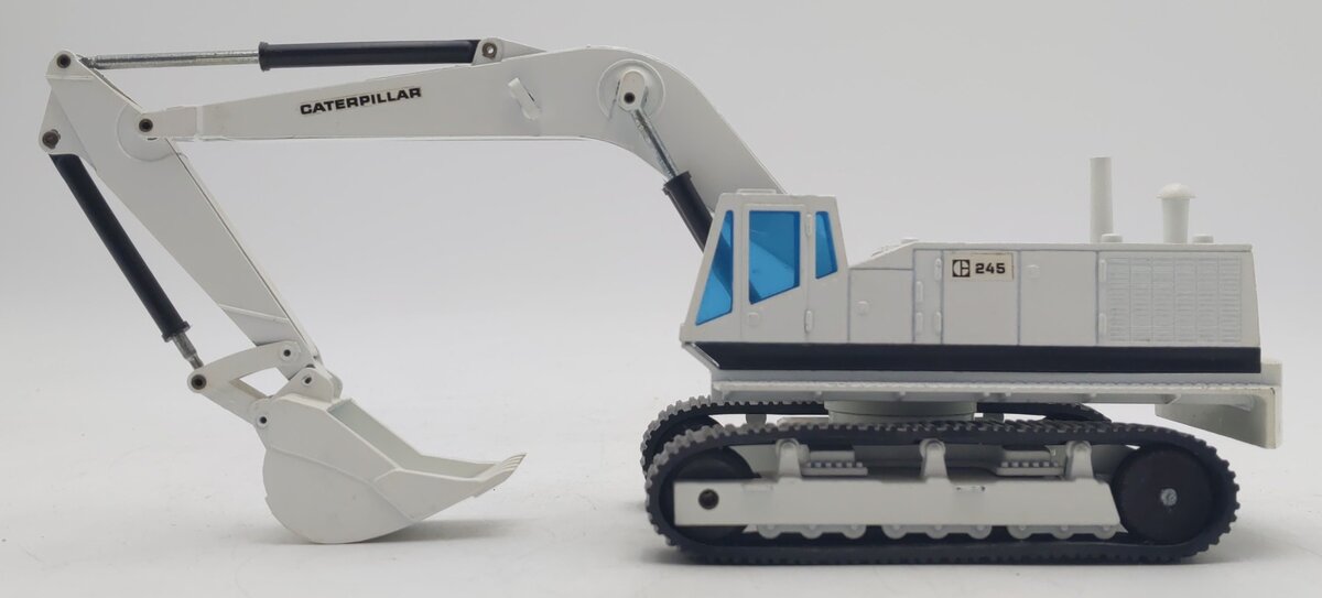 NZG 160 1:50 Caterpillar 245 Hydraulic Excavator - White EX/Box