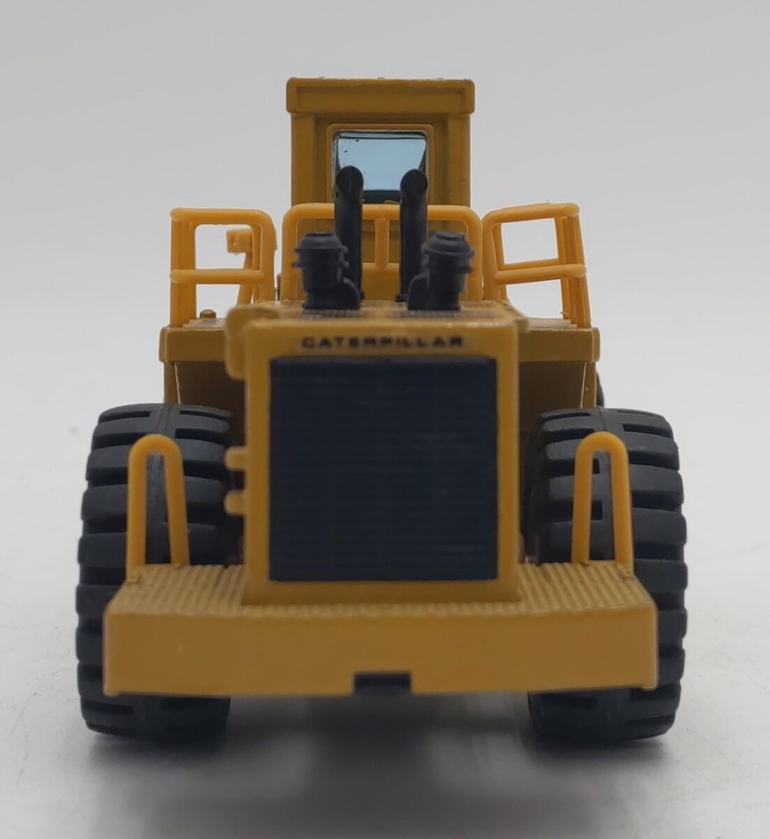 Shinsei 601 1:75 Caterpillar 992C Wheel Loader EX/Box