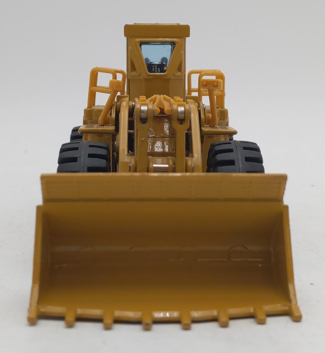 Shinsei 601 1:75 Caterpillar 992C Wheel Loader EX/Box