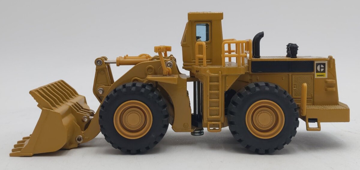 Shinsei 601 1:75 Caterpillar 992C Wheel Loader EX/Box