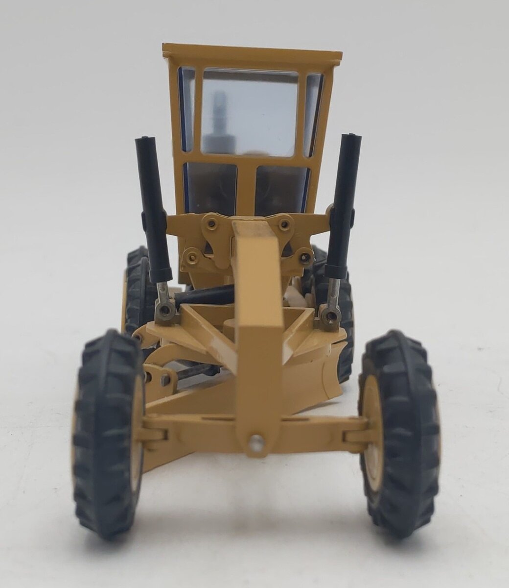 NZG 150 1:50 Die-Cast Caterpillar 12G Motor Grader EX/Box