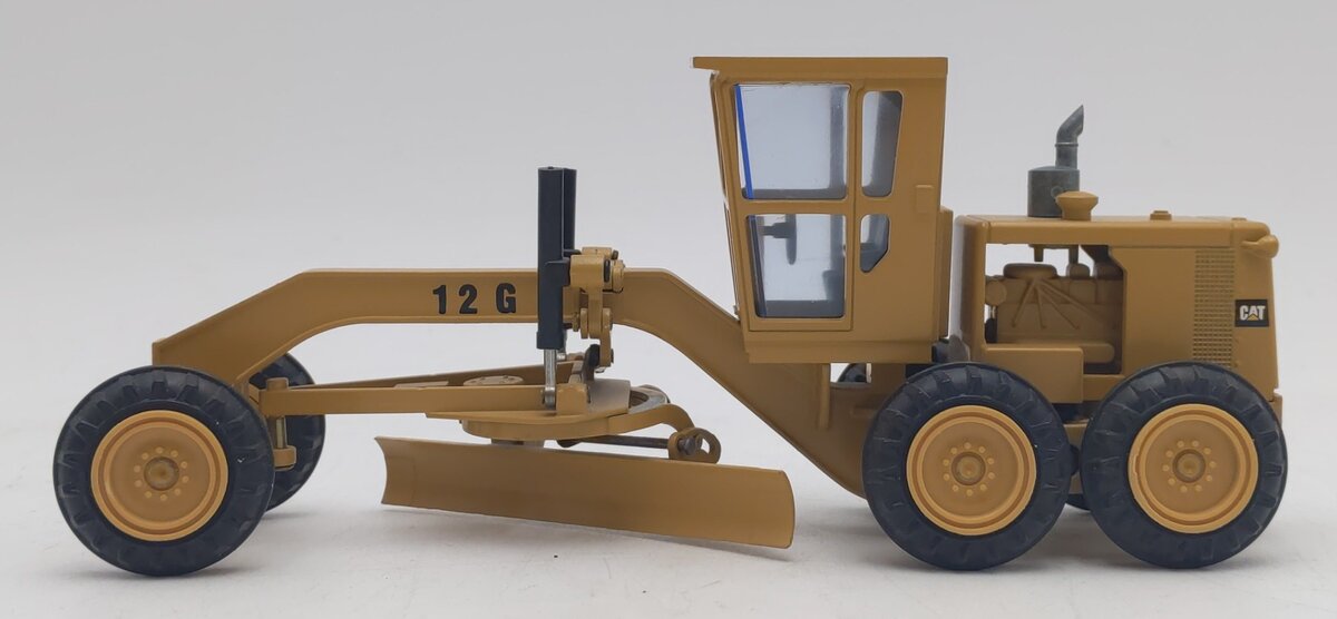 NZG 150 1:50 Die-Cast Caterpillar 12G Motor Grader EX/Box