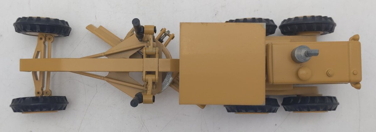 NZG 150 1:50 Die-Cast Caterpillar 12G Motor Grader EX/Box