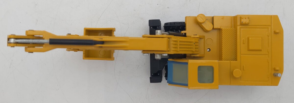 NZG 259 1:50 Die-Cast Caterpillar 224 Wheel Type Excavator EX