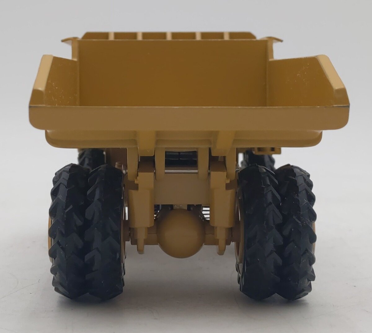 NZG 222 1:50 Scale Diecast 769C Caterpillar Dump Truck EX/Box