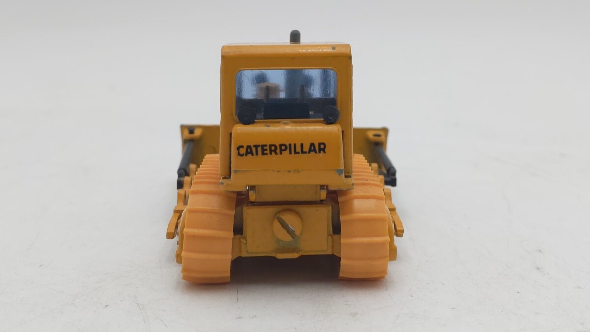NZG Modelle 119 1:50 Scale Die-Cast CAT D4D Bulldozer VG/Box