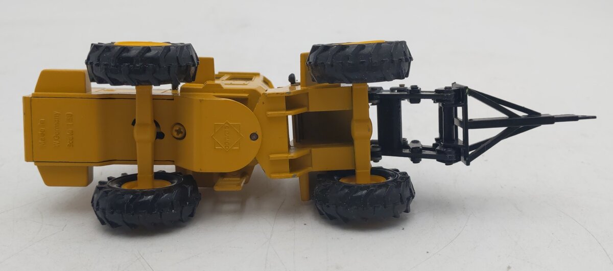 Conrad 2888 1:50 Die-Cast Caterpillar IT28 Loader EX/Box