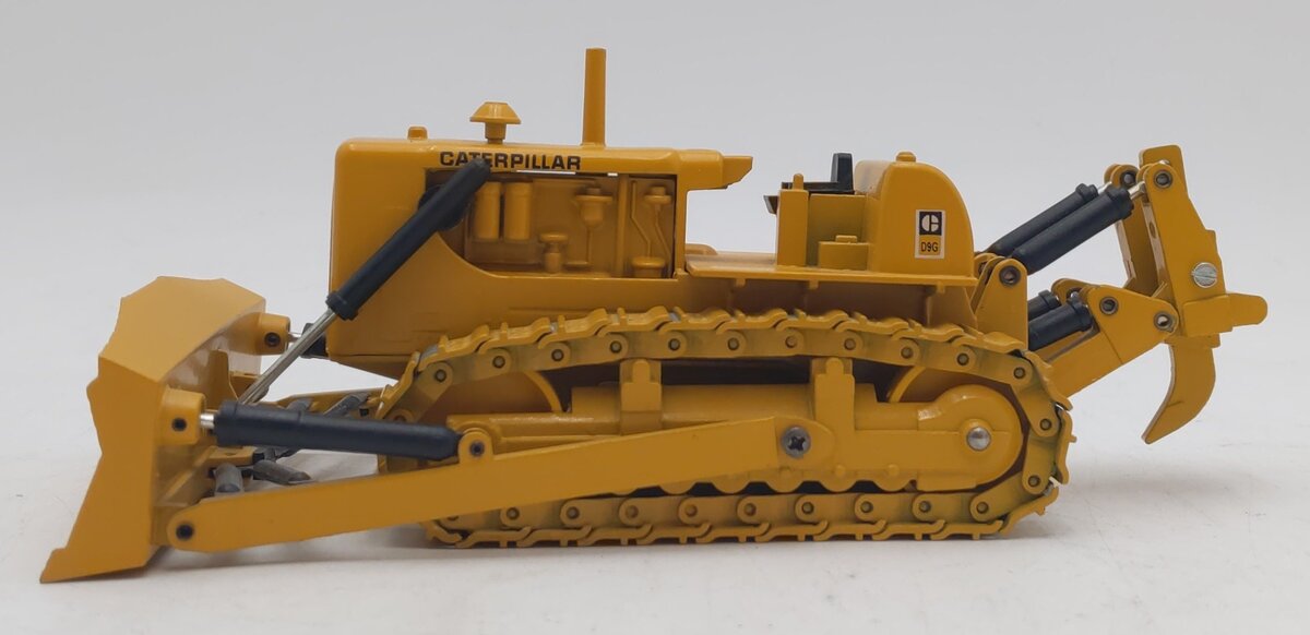 Conrad 2874 1:50 Caterpillar D9G Track-Type Tractor EX/Box