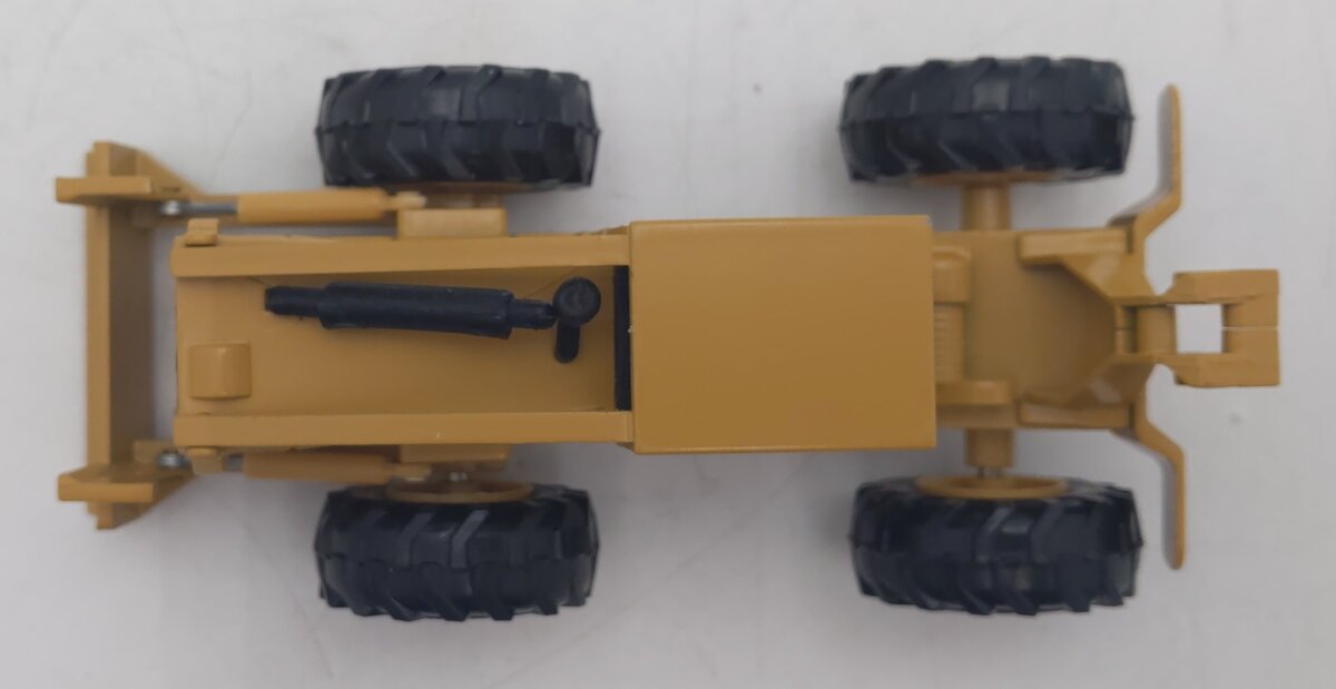 NZG 220 1:50 Caterpillar 528 Log Skidder EX/Box