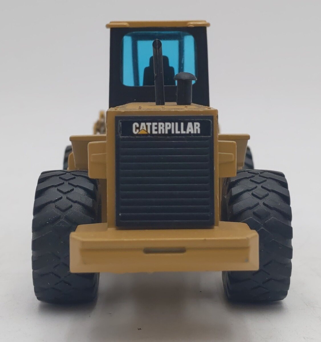 NZG 376 1:50 Scale Diecast Caterpillar 966F Log Loader EX/Box