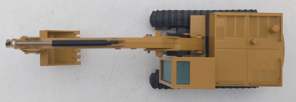 NZG 190 1:50 Caterpillar 215 Hydraulic Excavator EX/Box