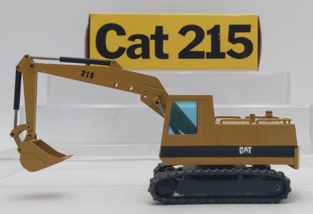 NZG 190 1:50 Caterpillar 215 Hydraulic Excavator EX/Box