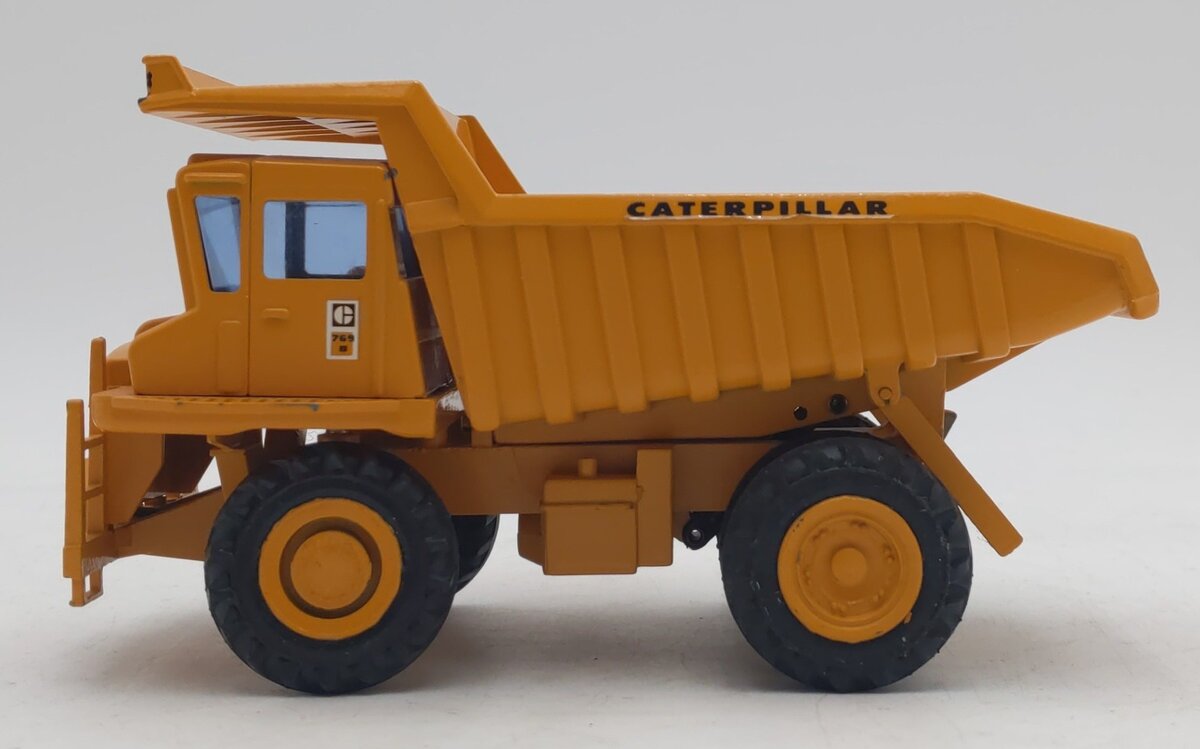 Gescha 276 1:50 Die-Cast Caterpillar 769 Off Highway Dump Truck EX/Box