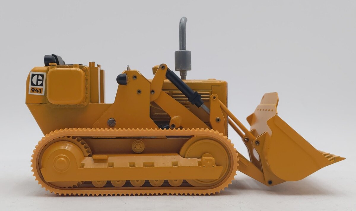 NZG 108 1:24 Caterpillar 941 Track Loader EX/Box