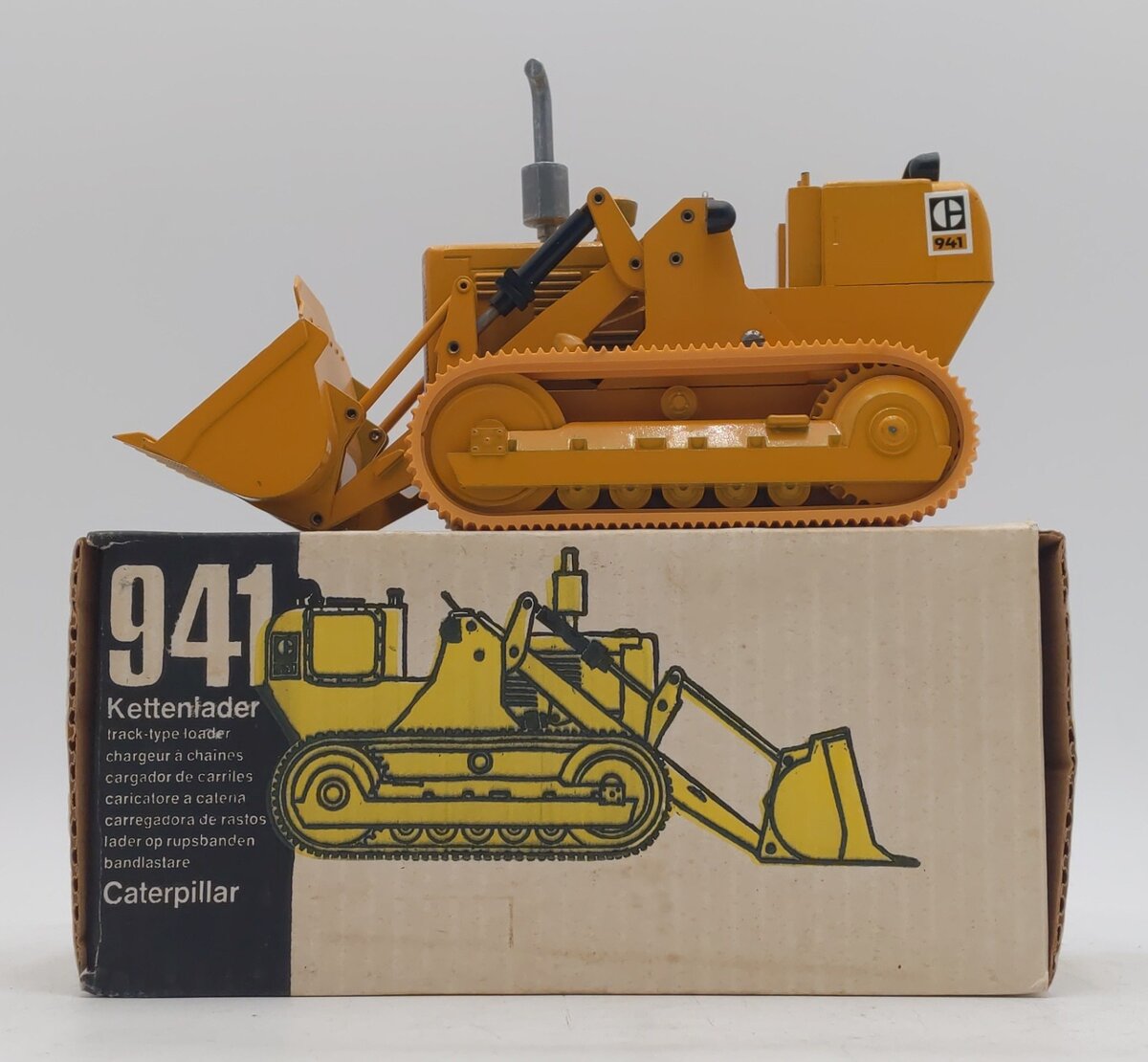 NZG 108 1:24 Caterpillar 941 Track Loader EX/Box