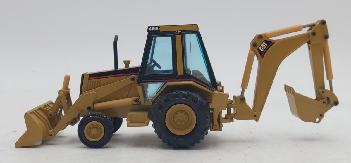 NZG 2852 1:50 Caterpillar 416B Backhoe Loader EX/Box