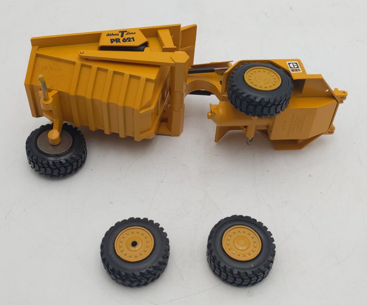 NZG 132 1:50 Caterpillar PR621 Athey Dump Truck VG/Box