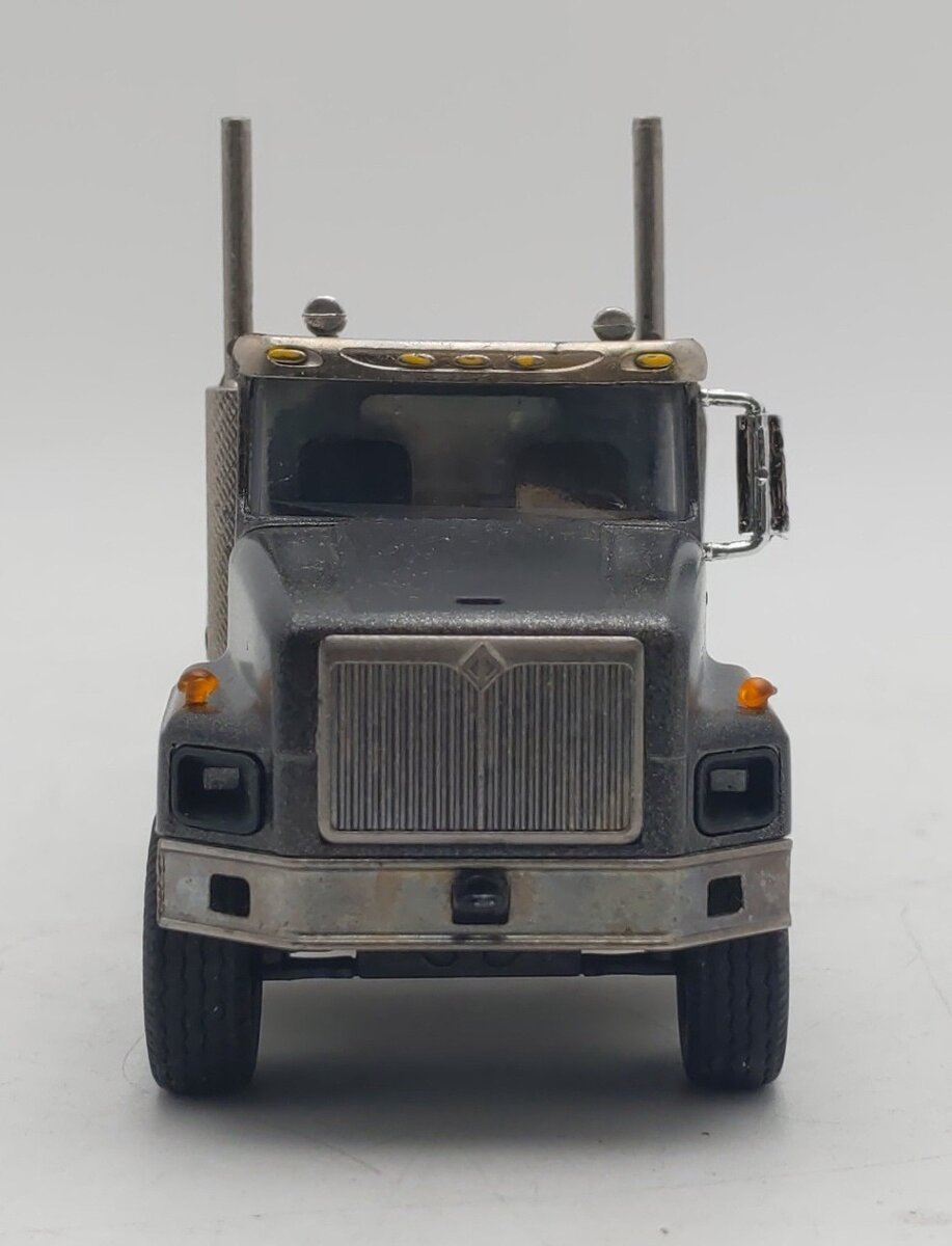 Conrad 1:50 Die-Cast 5600i International Truck with Talbert Lowboy Trailer EX