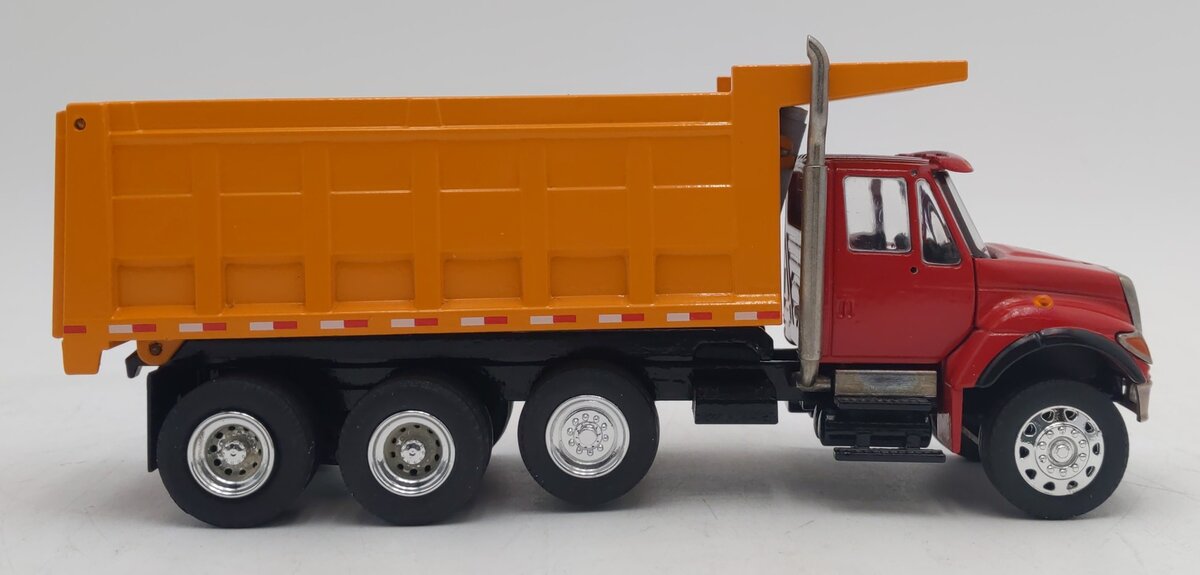 Conrad 1:50 Die-Cast Red/Yellow International 7000 Dump Truck EX
