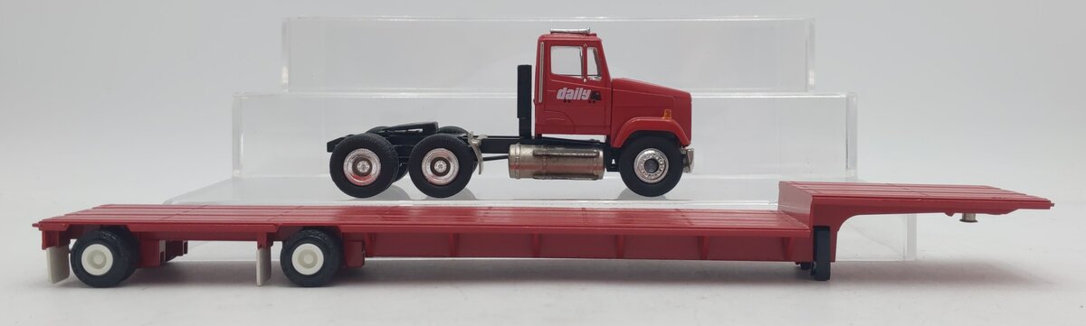 Conrad 1:50 Die-Cast Freightliner Tractor w/ Step Deck Trailer VG