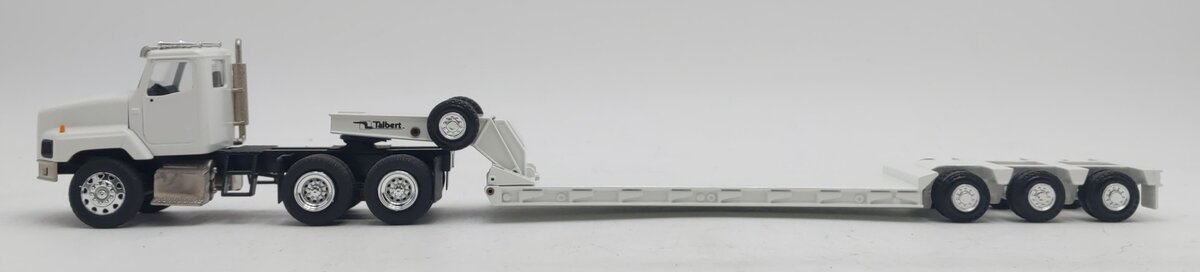 Conrad 1:50 Die-Cast International 5600i Truck with Talbert Lowboy Trailer EX