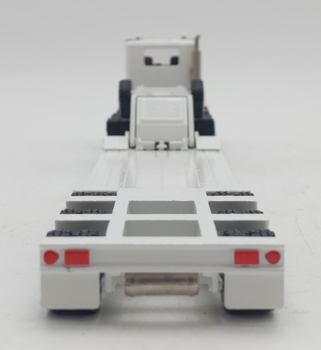 Conrad 1:50 Die-Cast International 5600i Truck with Talbert Lowboy Trailer EX