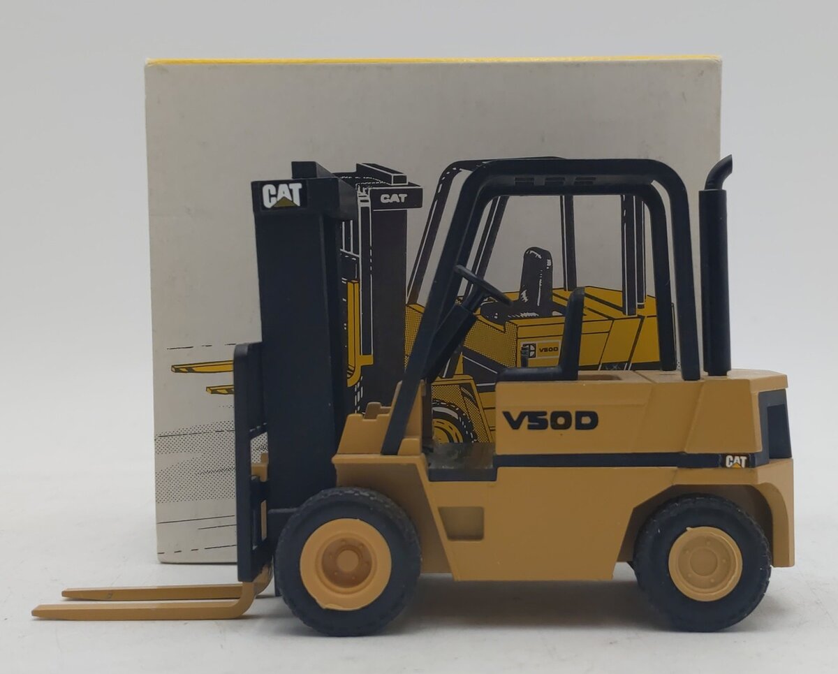 NZG 309 1:25 Die-Cast Caterpillar V-50D Fork Lift Truck LN/Box
