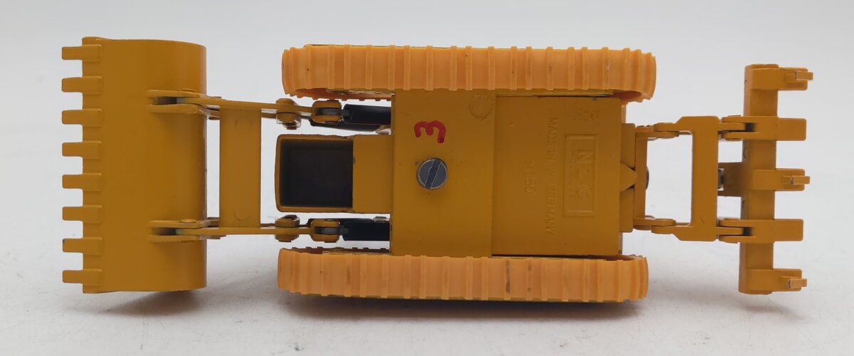 NZG 1:50 Die-Cast Caterpillar 955 Track Loader w/ Ripper EX