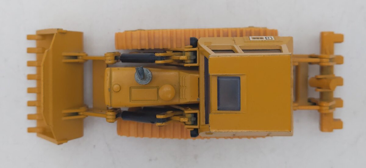 NZG 1:50 Die-Cast Caterpillar 955 Track Loader w/ Ripper EX