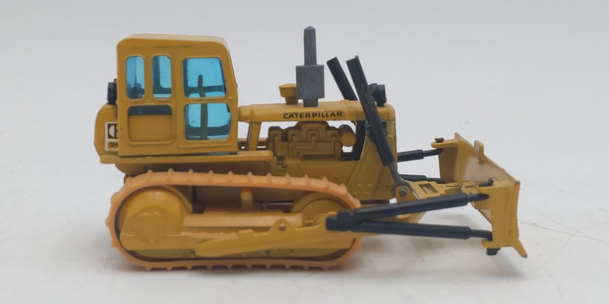 NZG Modelle 119 1:50 Scale Die-Cast CAT D4D Bulldozer EX/Box
