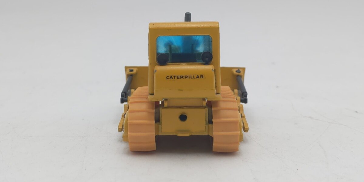 NZG Modelle 119 1:50 Scale Die-Cast CAT D4D Bulldozer EX/Box
