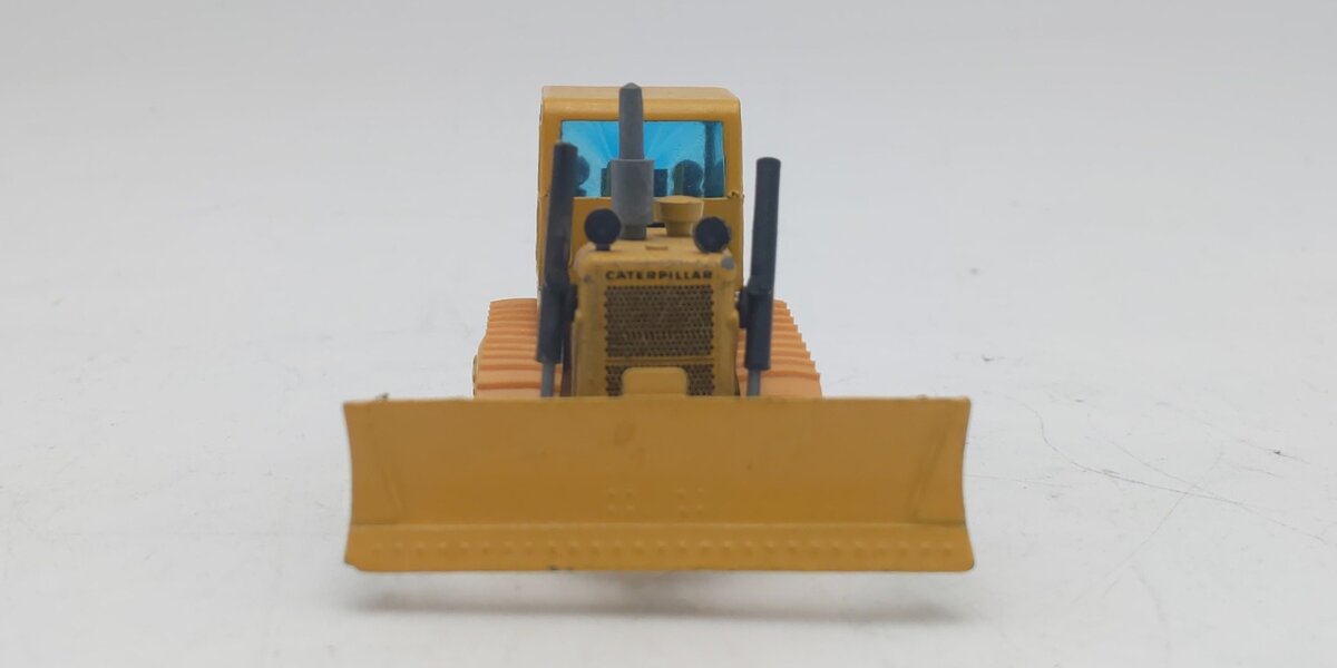NZG Modelle 119 1:50 Scale Die-Cast CAT D4D Bulldozer EX/Box