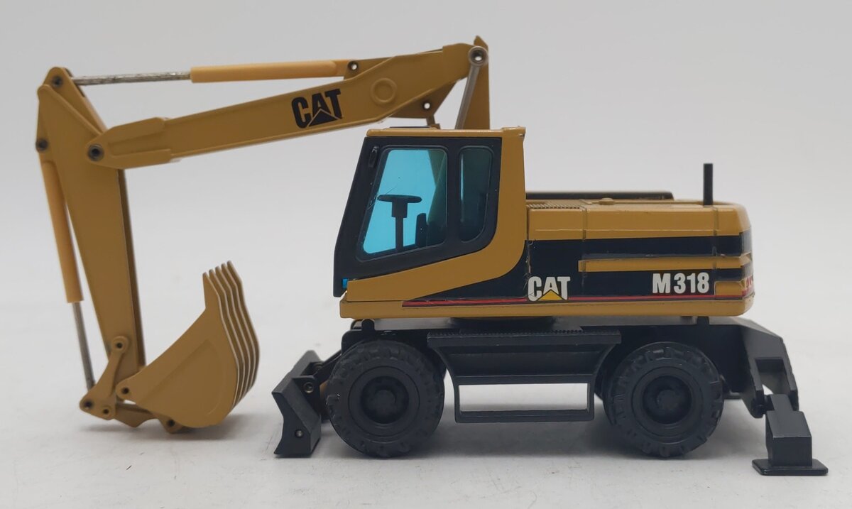 NZG 405 1:50 Caterpillar M318 Wheeled Excavator EX/Box