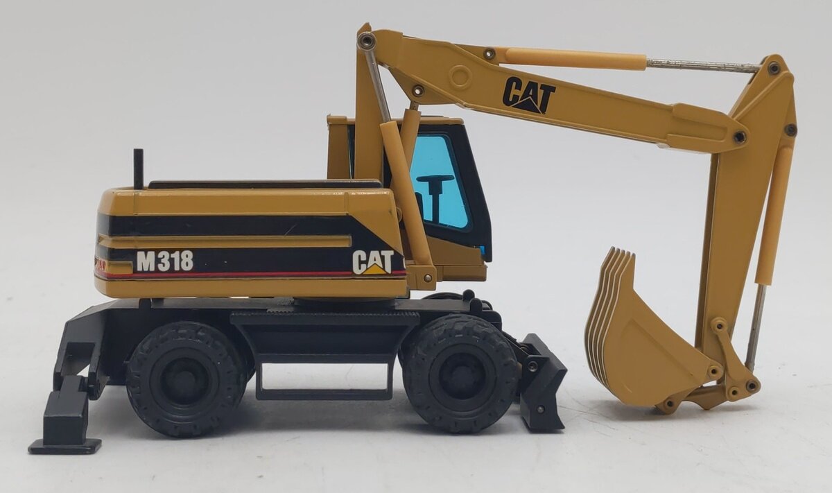 NZG 405 1:50 Caterpillar M318 Wheeled Excavator EX/Box