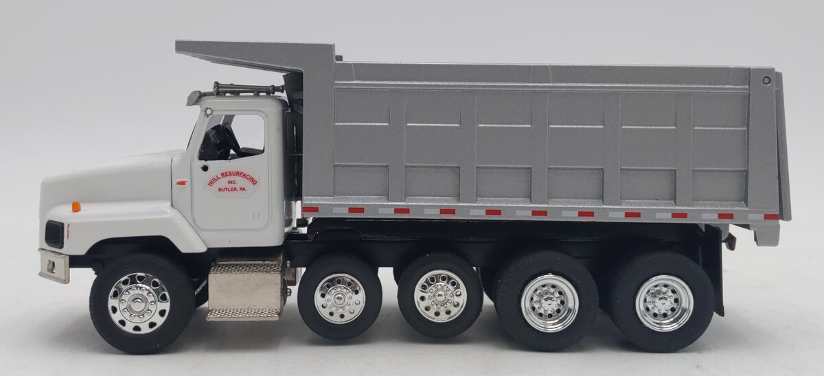 Conrad 1:50 Die-Cast White International Dump Truck EX